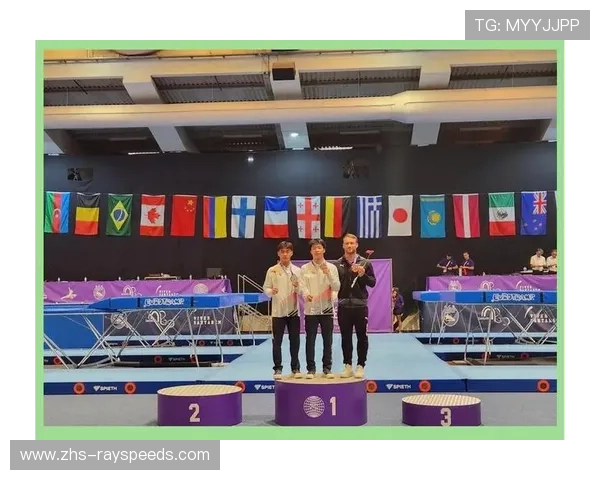 国际体联蹦床青少年世锦赛按年龄分组,设个人与同步等项目 国际体联蹦床青少年世锦赛按年龄分组,设个人与同步等项目